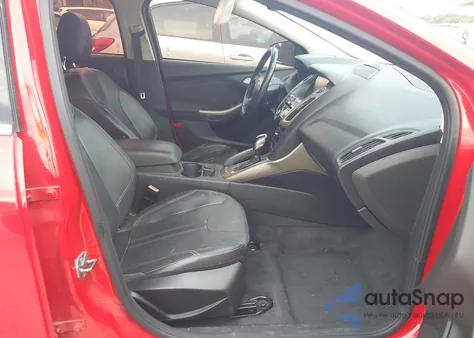 2012 Ford Focus Sel z USA, uszkodzony, nr VIN 1FAHP3H25CL327959